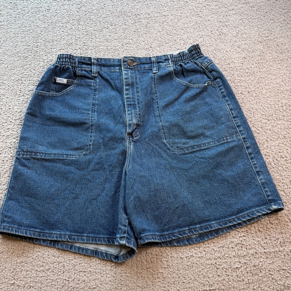 Vintage 90s Lee High Waisted Denim Shorts Elastic Waist Blue Medium Wash 30